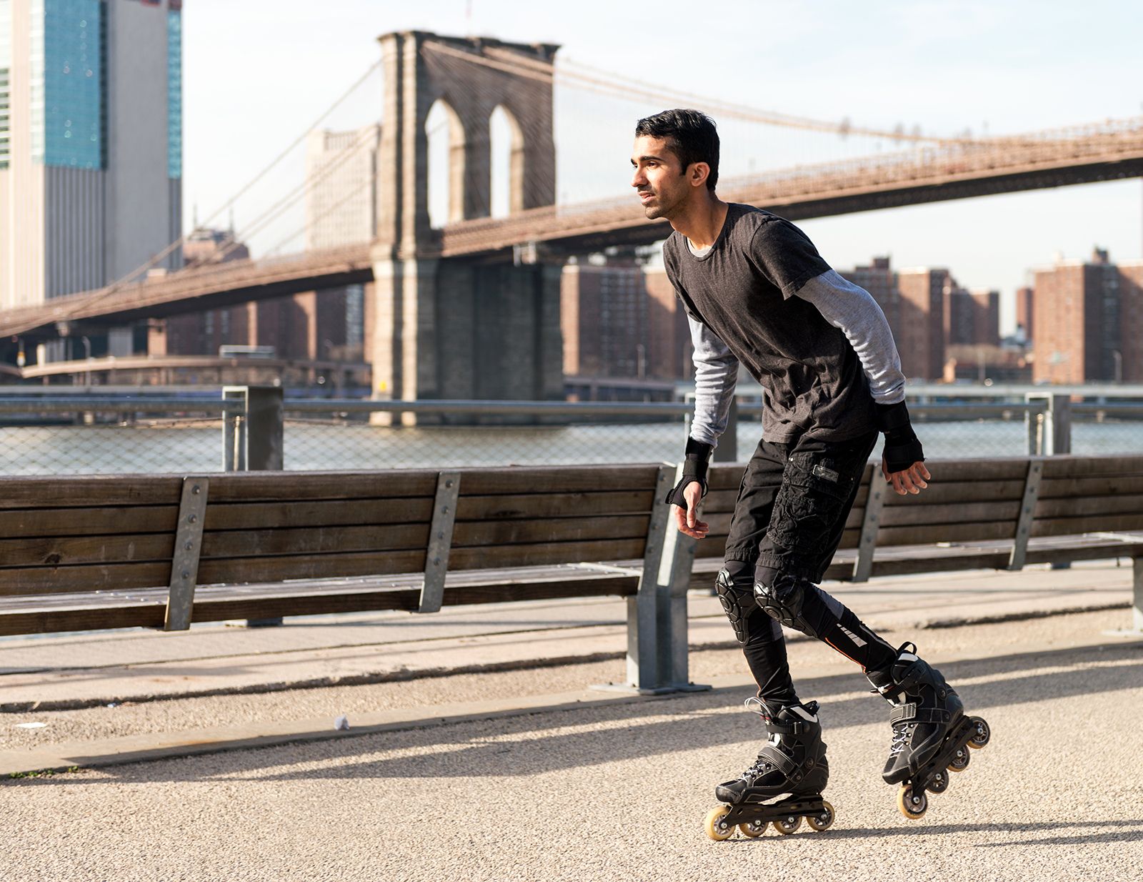 SKATING